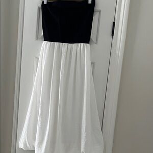 Chic Strapless Black and White Dress